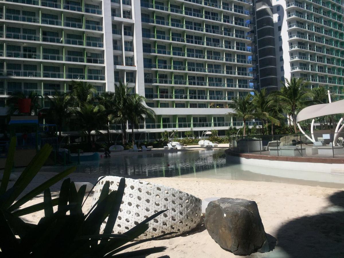 Azure Urban Beach Resort Manila By Radlett Екстериор снимка