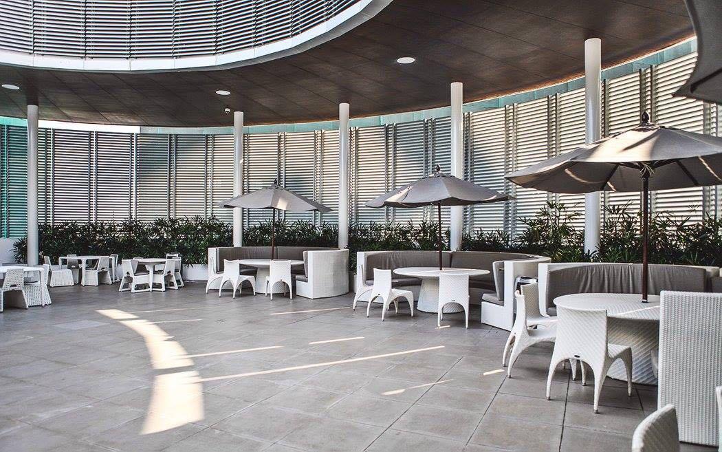 Azure Urban Beach Resort Manila By Radlett Екстериор снимка