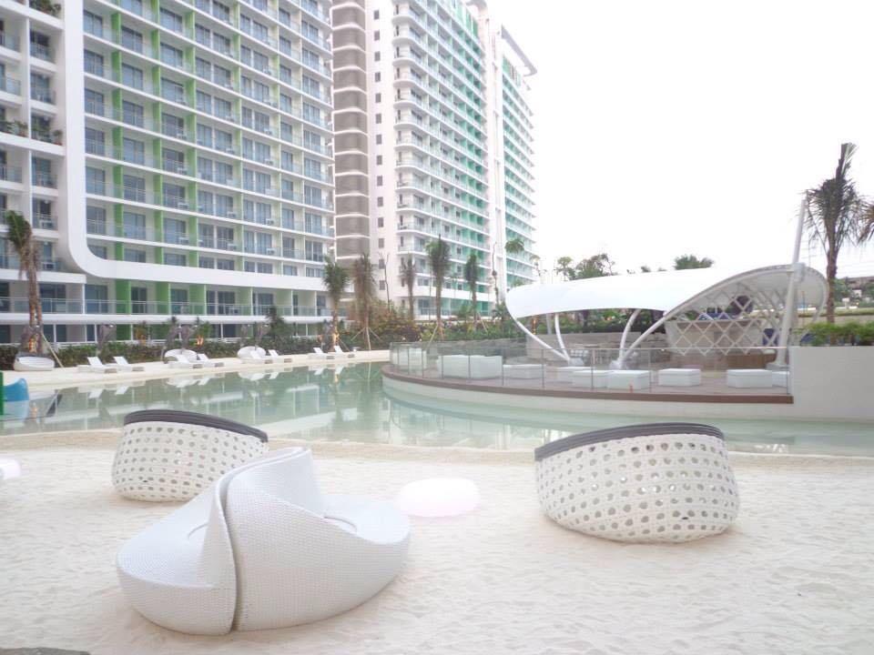 Azure Urban Beach Resort Manila By Radlett Екстериор снимка