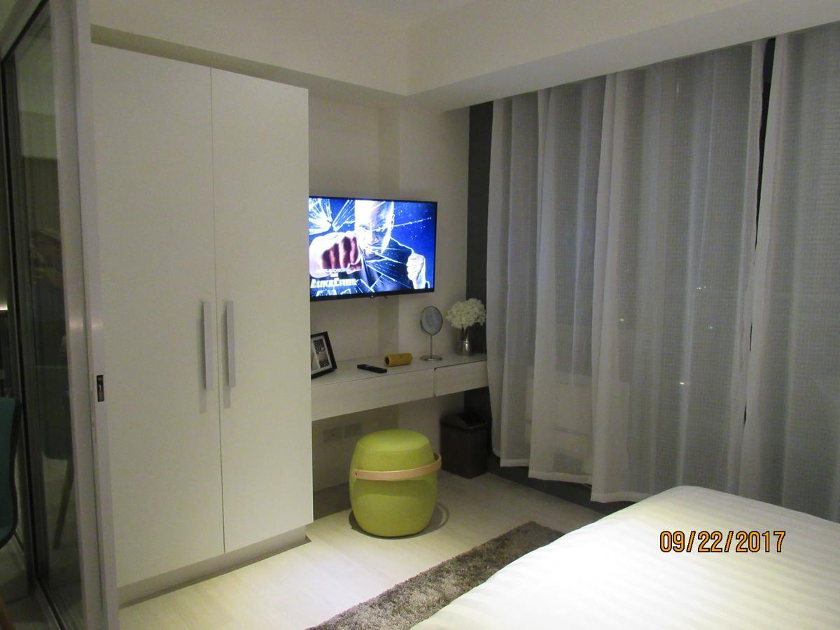 Azure Urban Beach Resort Manila By Radlett Екстериор снимка